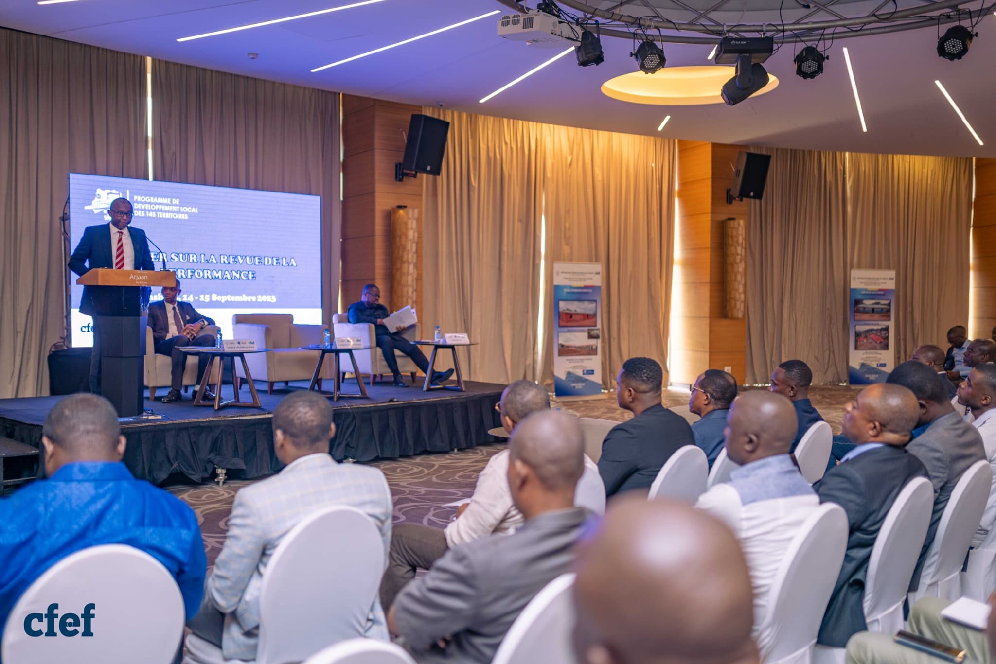 image en avant de Atelier sur la revue de performance des Entreprises des travaux et des Missions de controle organisé par la CFEF à Kinshasa