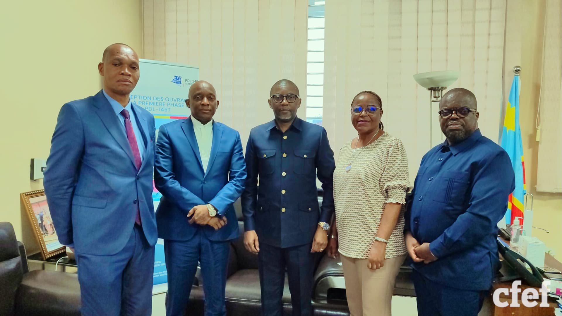 image en avant de PDL-145T à Moanda dans la Province du Kongo Central : Le Coordonnateur National de la CFEF reçoit l’honorable Robet Niondo